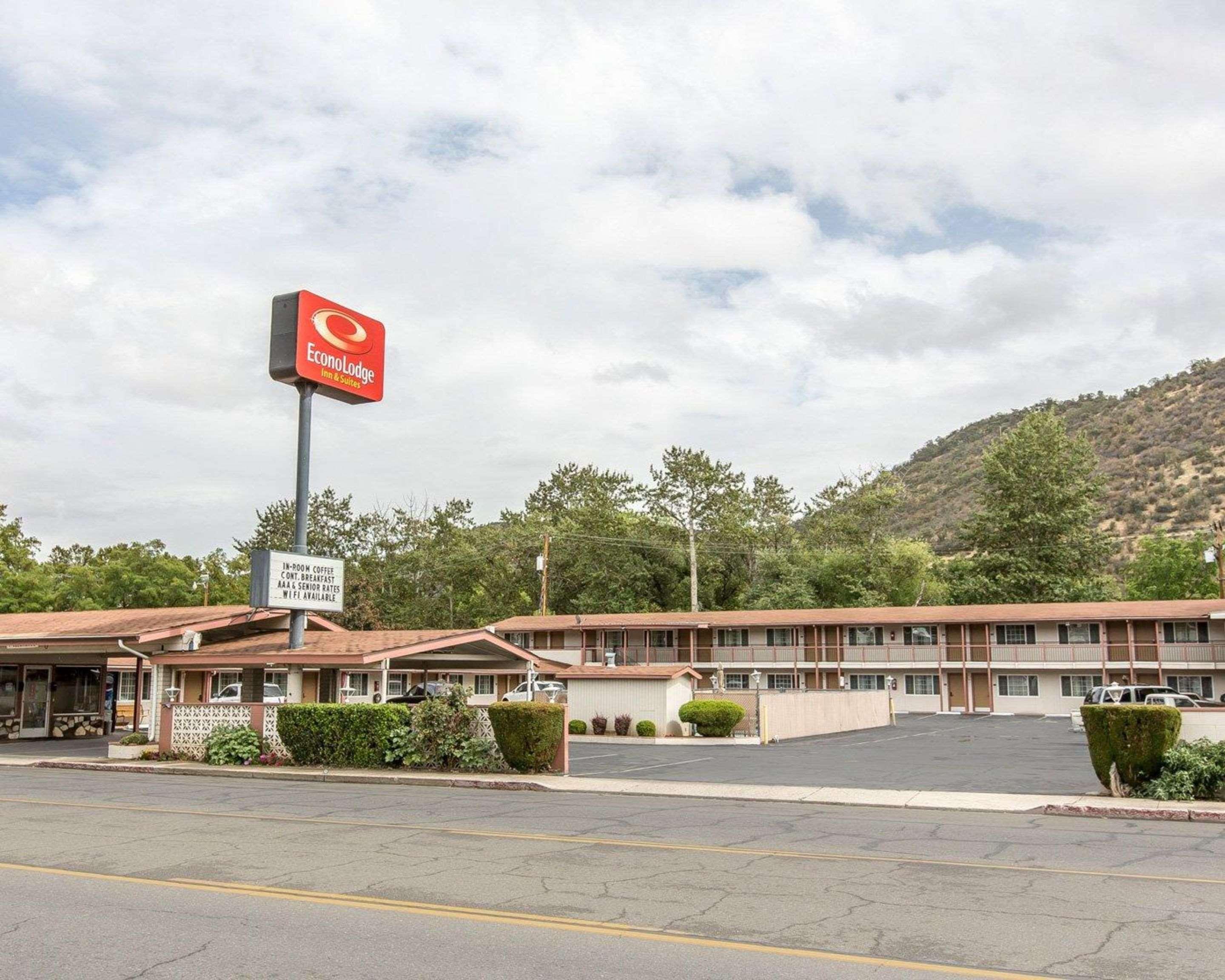 Econo Lodge Inn & Suites Yreka Exterior foto